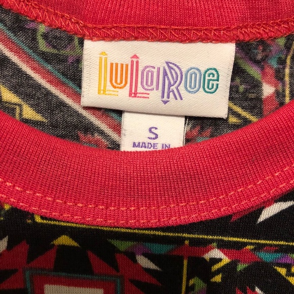 Geometric Randy Tee - Picture 4 of 4